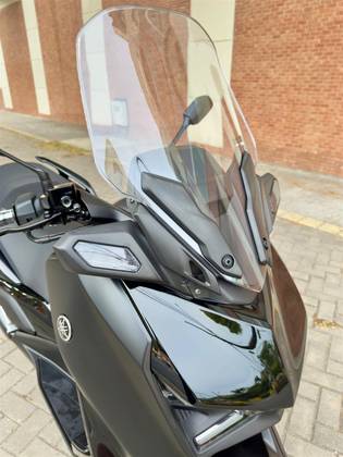 YAMAHA XMAX 250 CONNECTED ABS YAMAHA XMAX 250 CONNECTED ABS